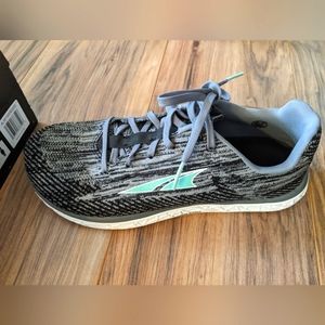 Women's Altra Escalante 2, size 10